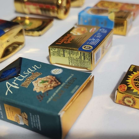 Gold Rush Mini Brands Lot - Picture 2 of 2